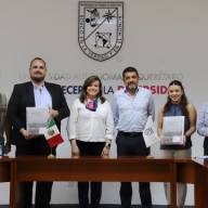 Firma de convenio entre la Universidad Autónoma de Querétaro (UAQ) y Moore & Akkerman Consulting